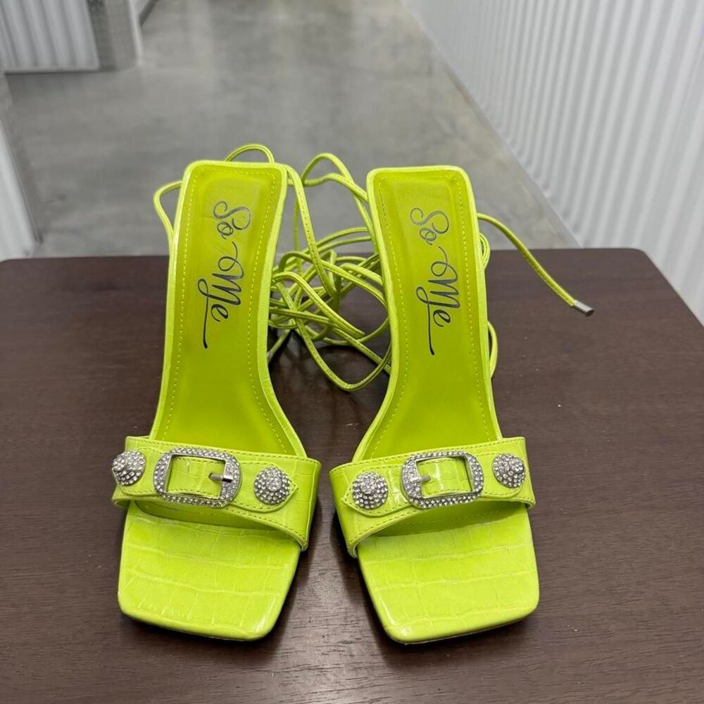 So-clothing Women's Yellow and Green Courts
